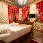Castle Boutique Hotel
