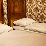 Castle Boutique Hotel Tirana