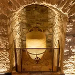 Castle Boutique *
