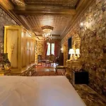 Castle Boutique Hotel Tirana