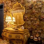 Castle Boutique Tirana